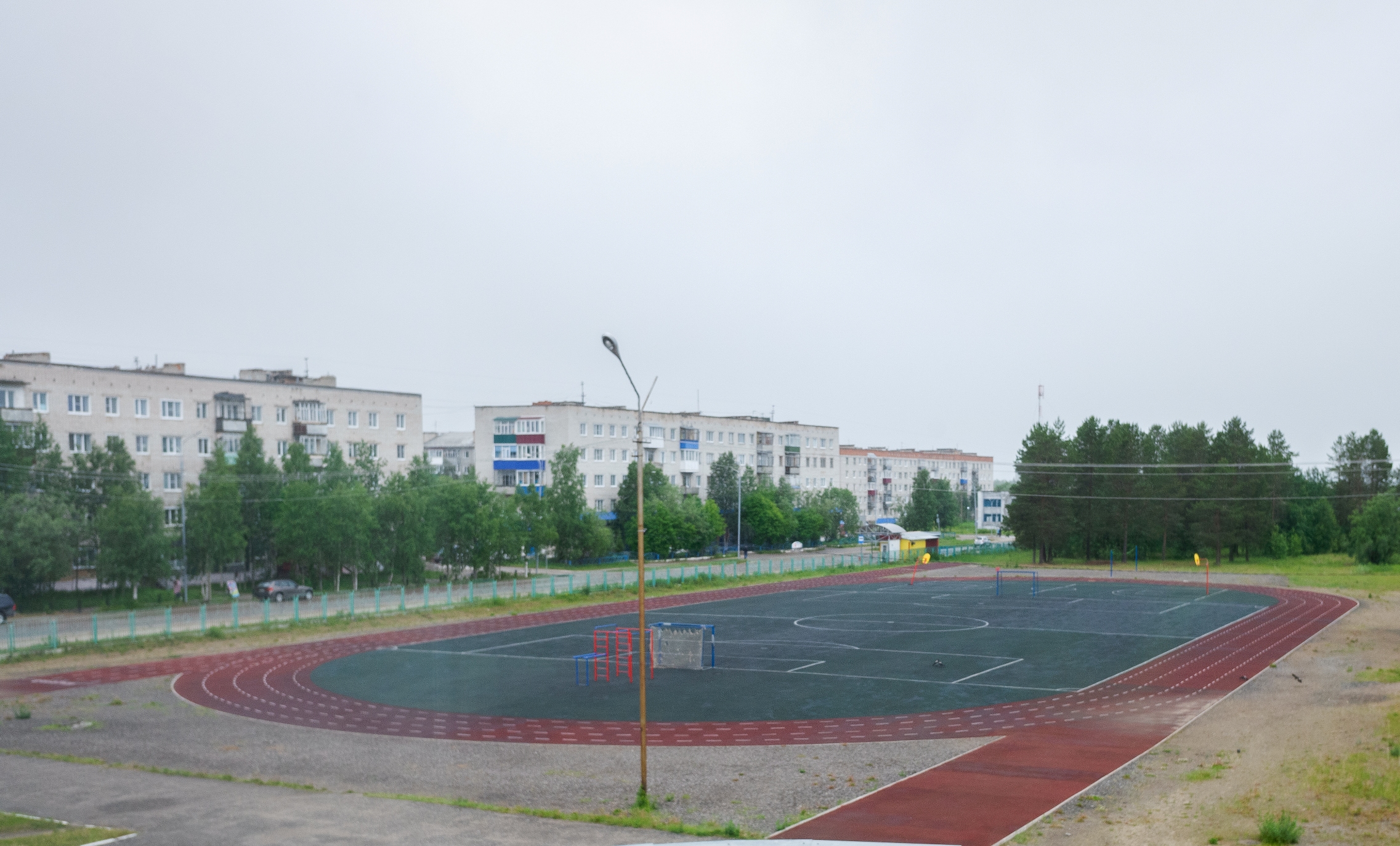Стадион и спортивная площадка
